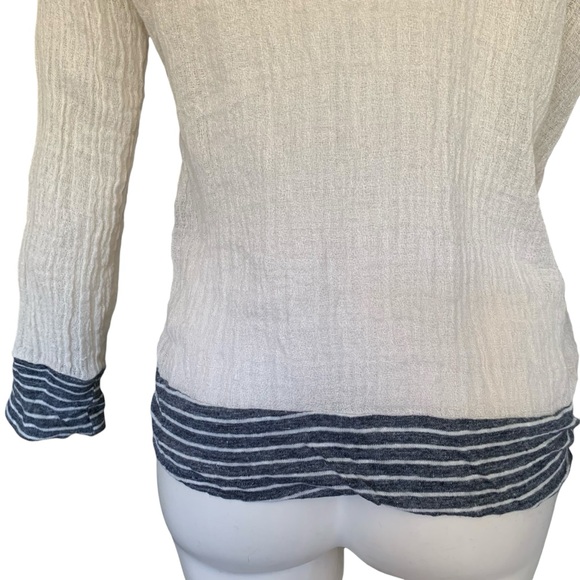 Objects Without Meaning Textured Crinkle Linen Top - Picture 5 of 11